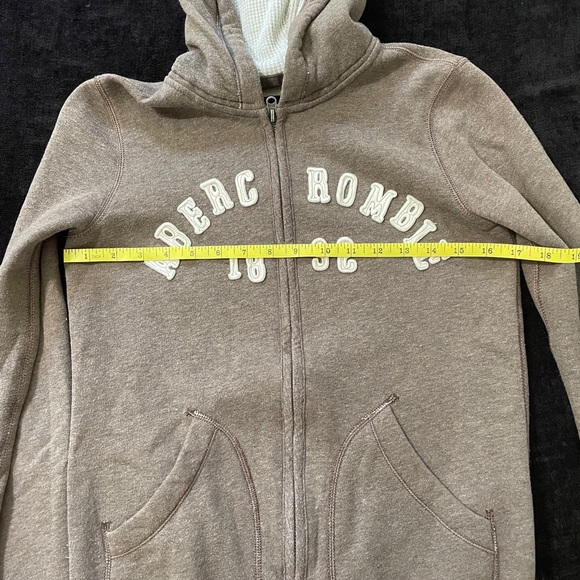 Abercrombie Zip Up - Picture 5 of 5